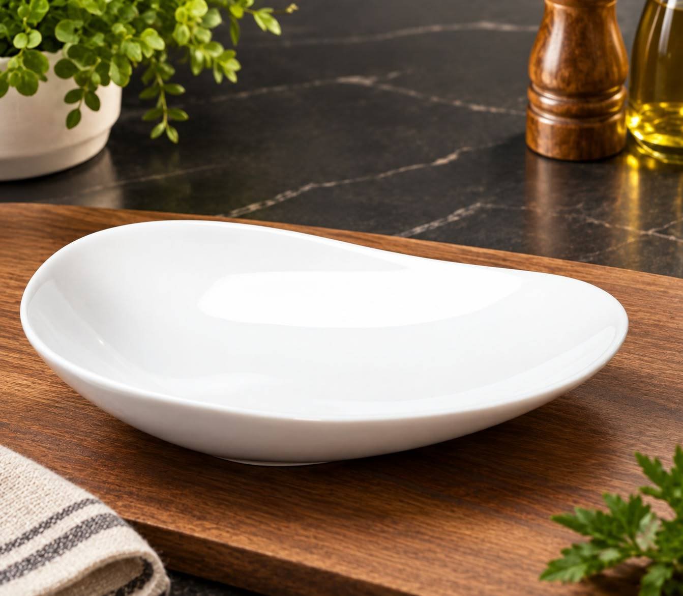 Porcelain Salad Bowl 19cm (RAK)
