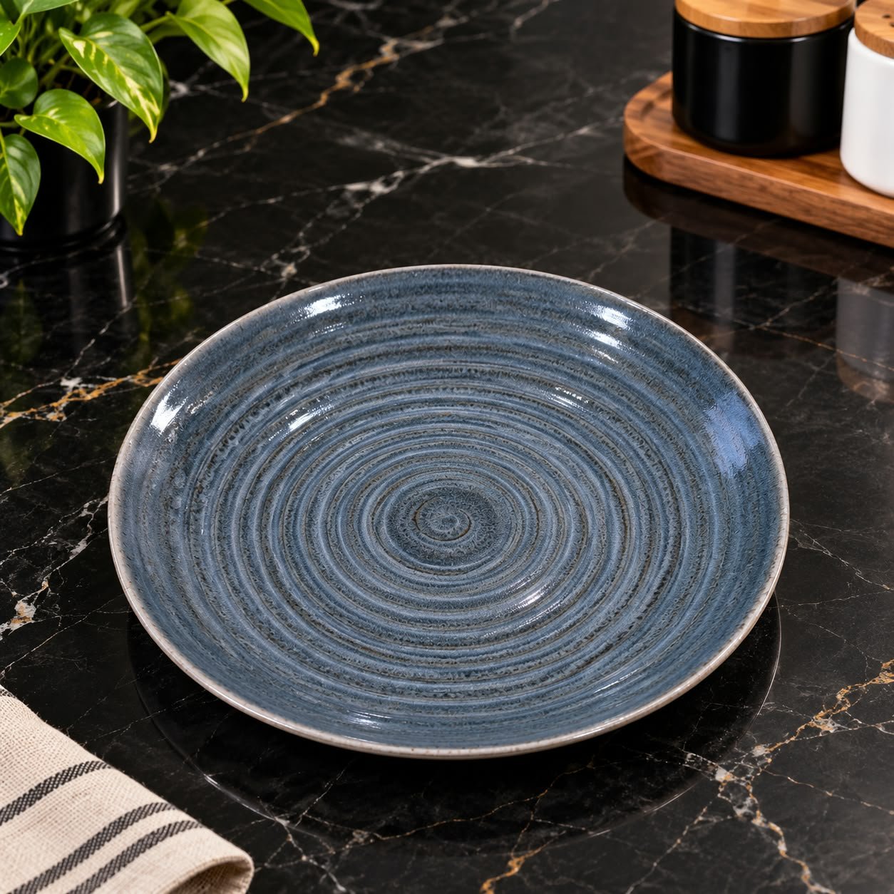 Porcelain Deep Coupe Plate 23cm (RAK)