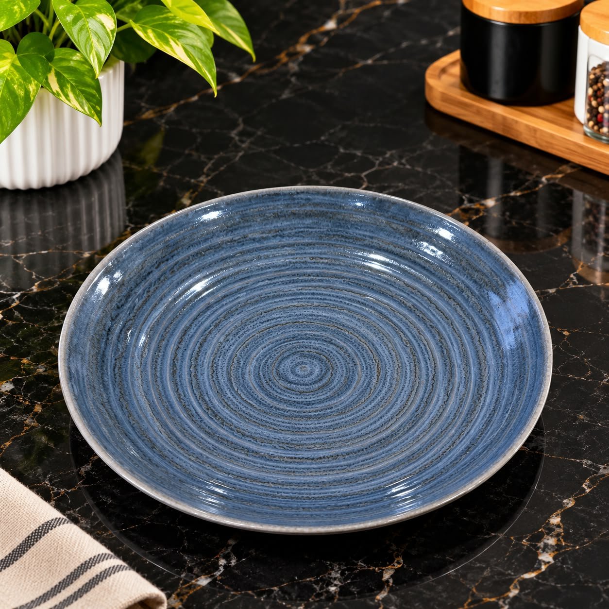 Porcelain Deep Coupe Plate 23cm (RAK)