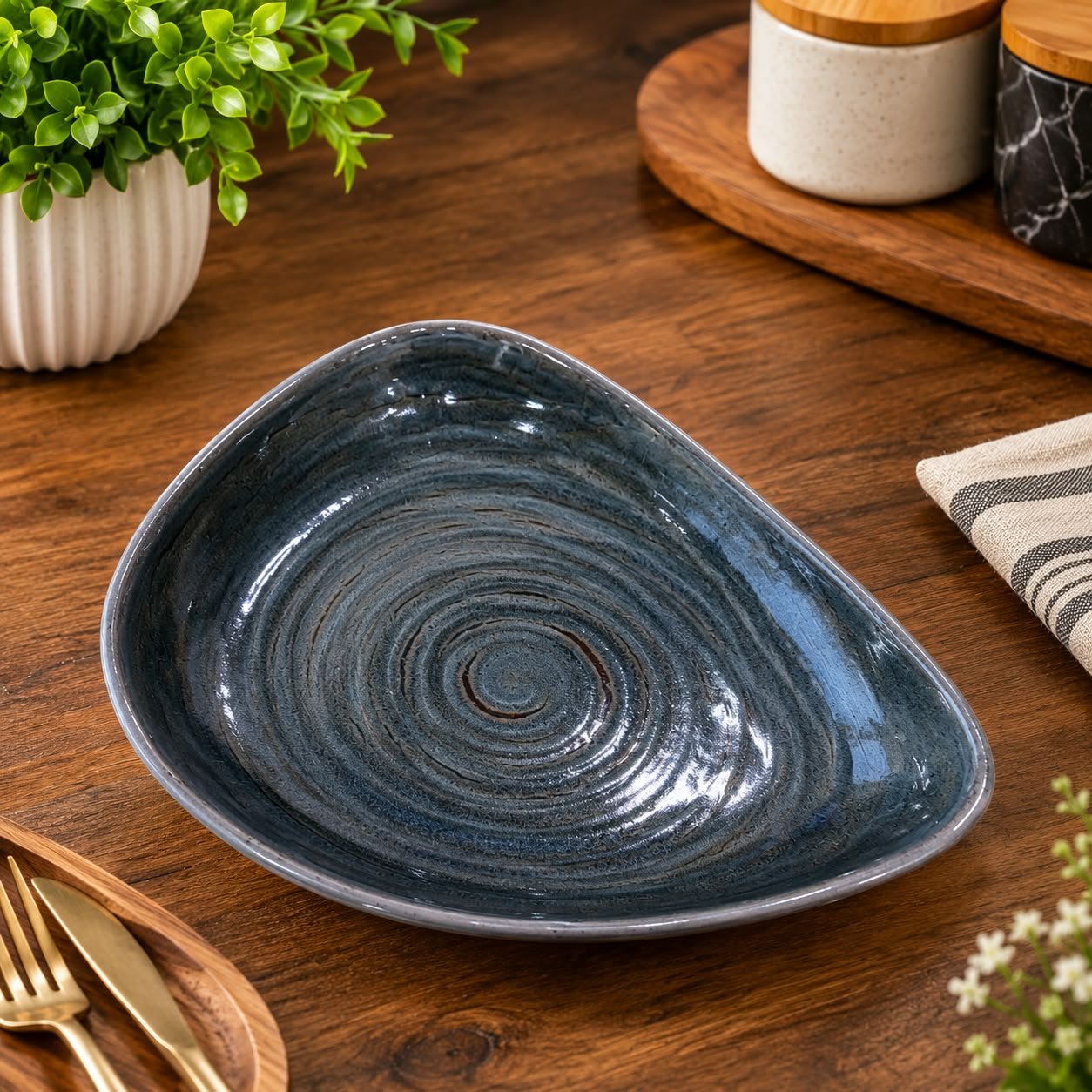Porcelain Organic Deep Plate 24cm (RAK)